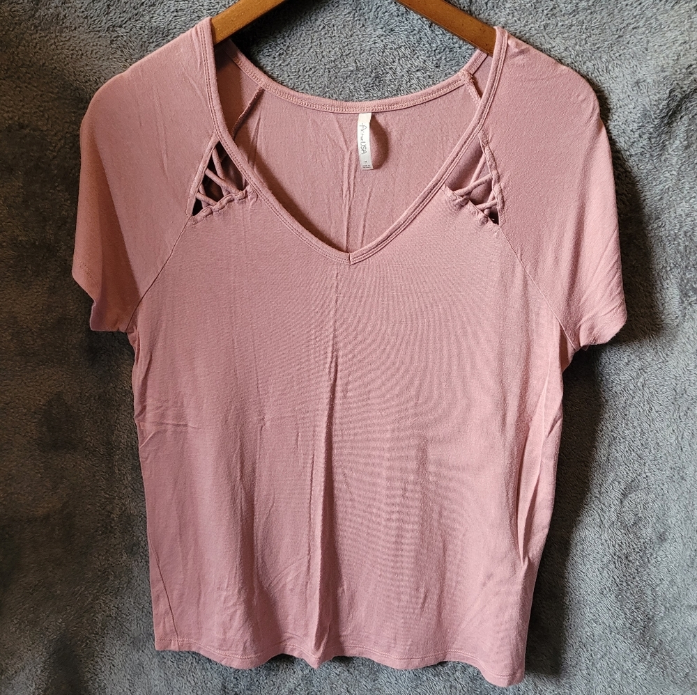 T-Shirt with Criss Cross Detail